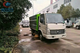 小型凱馬掃路車