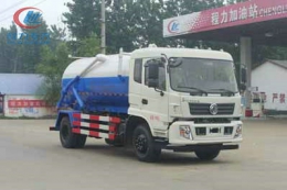 程力威CLW5180GXWT5吸污車